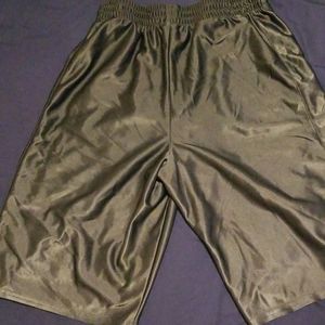 Boys basketball shorts 14-16(XL)